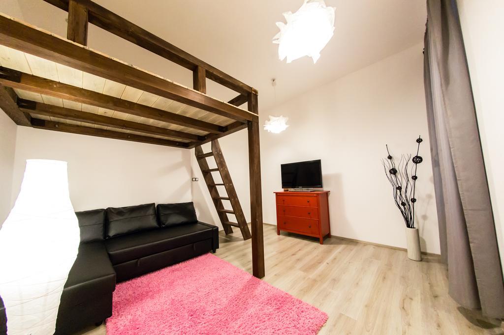 Freedom Rooms & Apartments プラハ エクステリア 写真