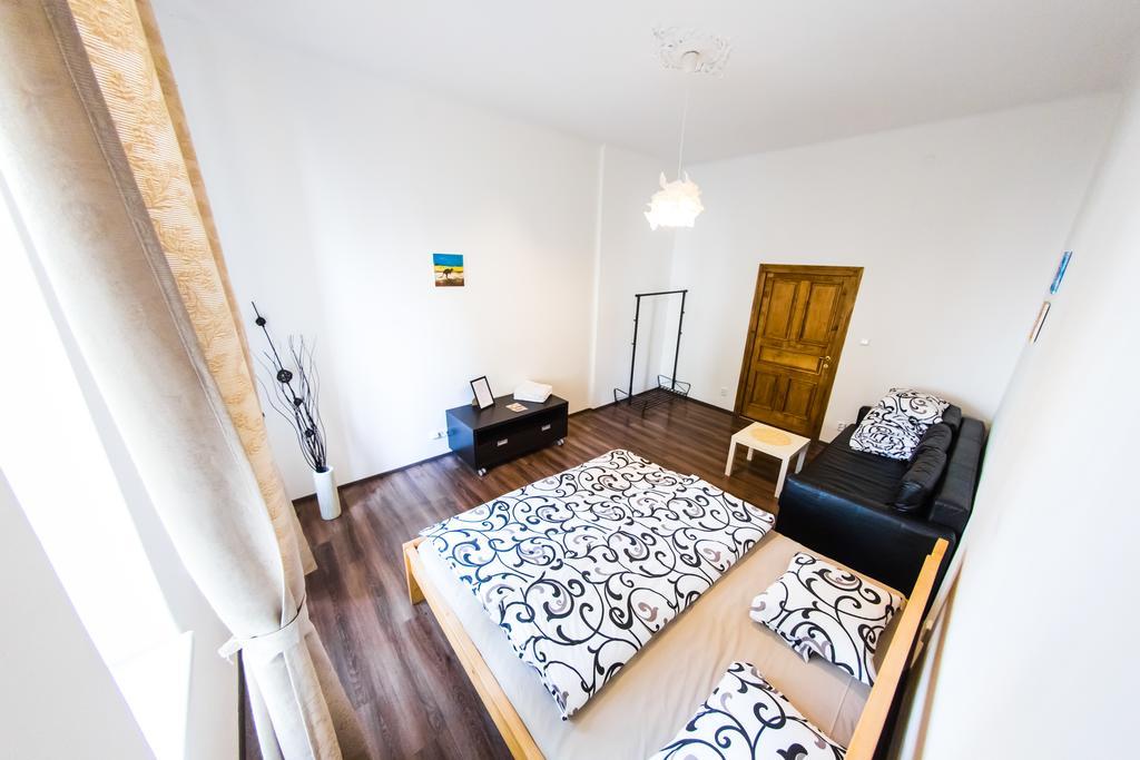 Freedom Rooms & Apartments プラハ エクステリア 写真