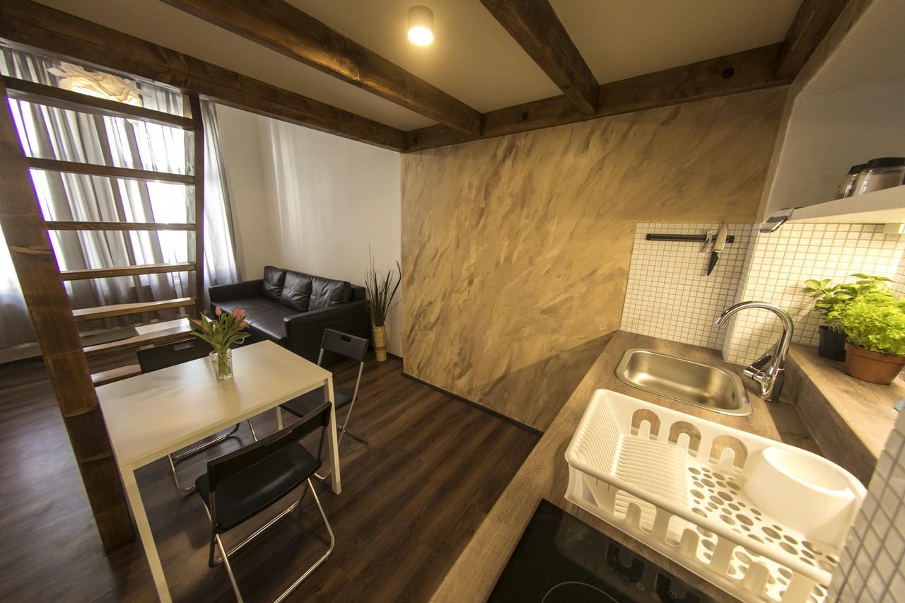 Freedom Rooms & Apartments プラハ エクステリア 写真