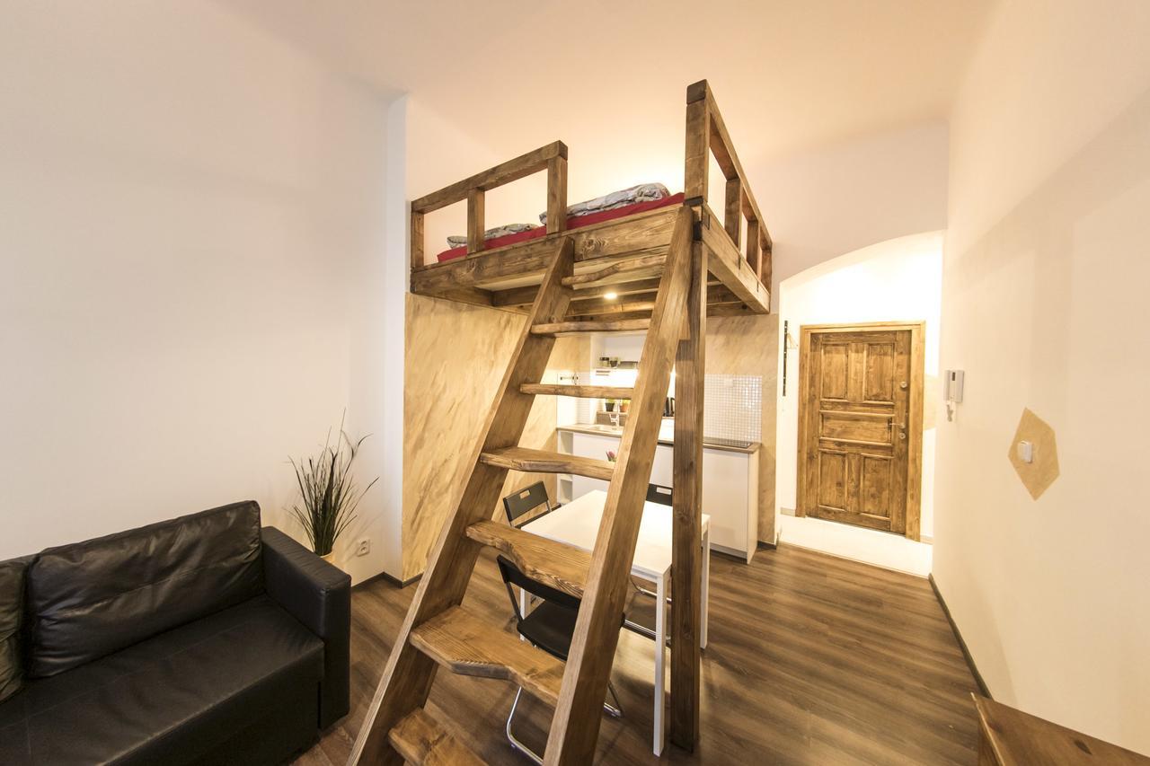Freedom Rooms & Apartments プラハ エクステリア 写真