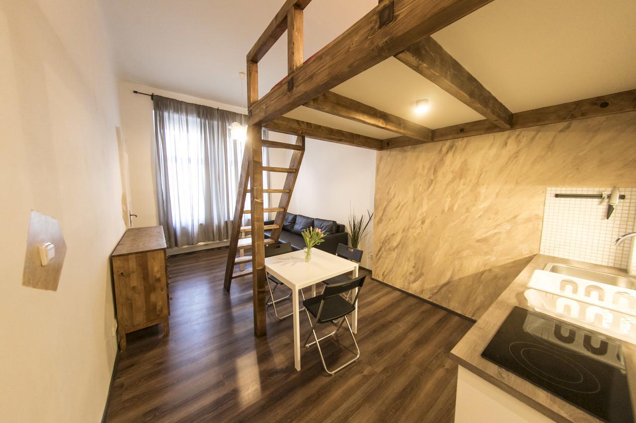 Freedom Rooms & Apartments プラハ エクステリア 写真
