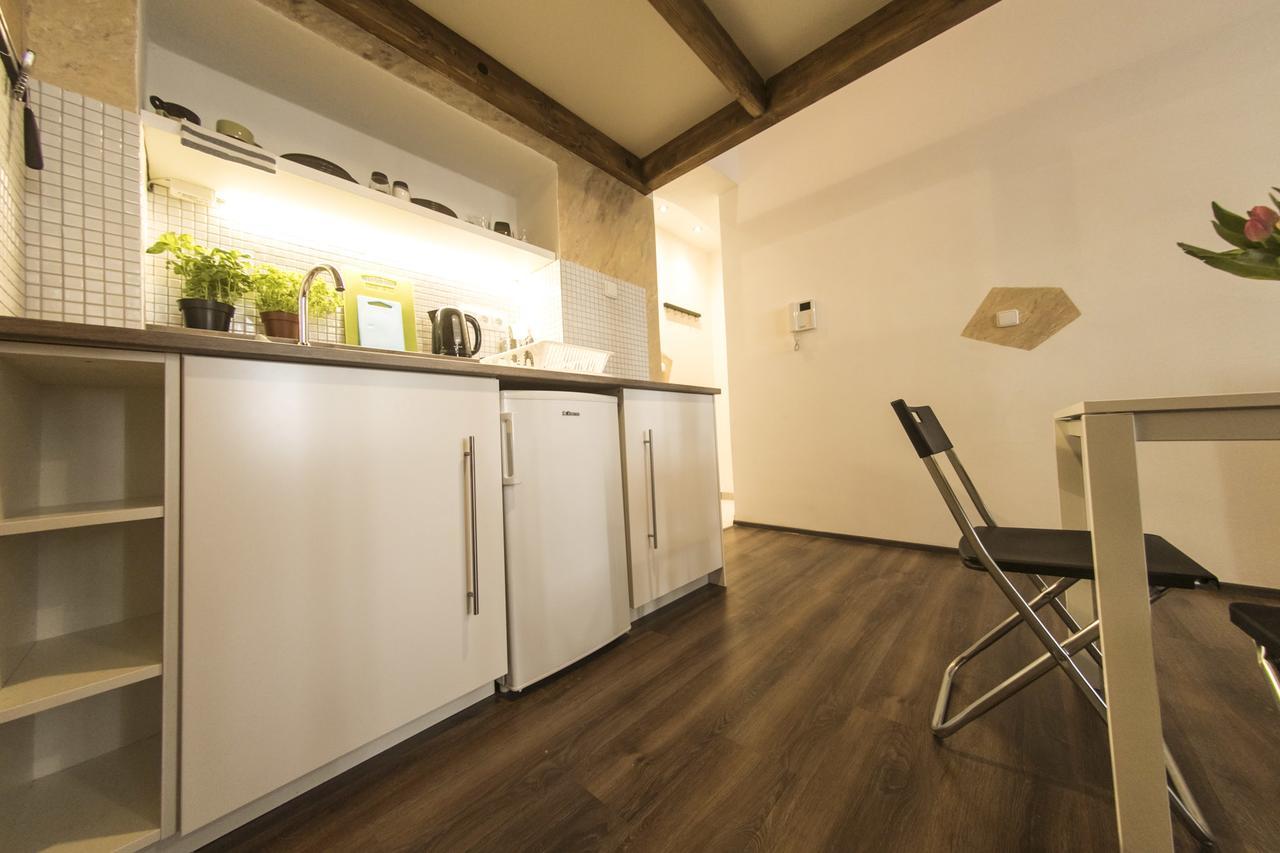 Freedom Rooms & Apartments プラハ エクステリア 写真