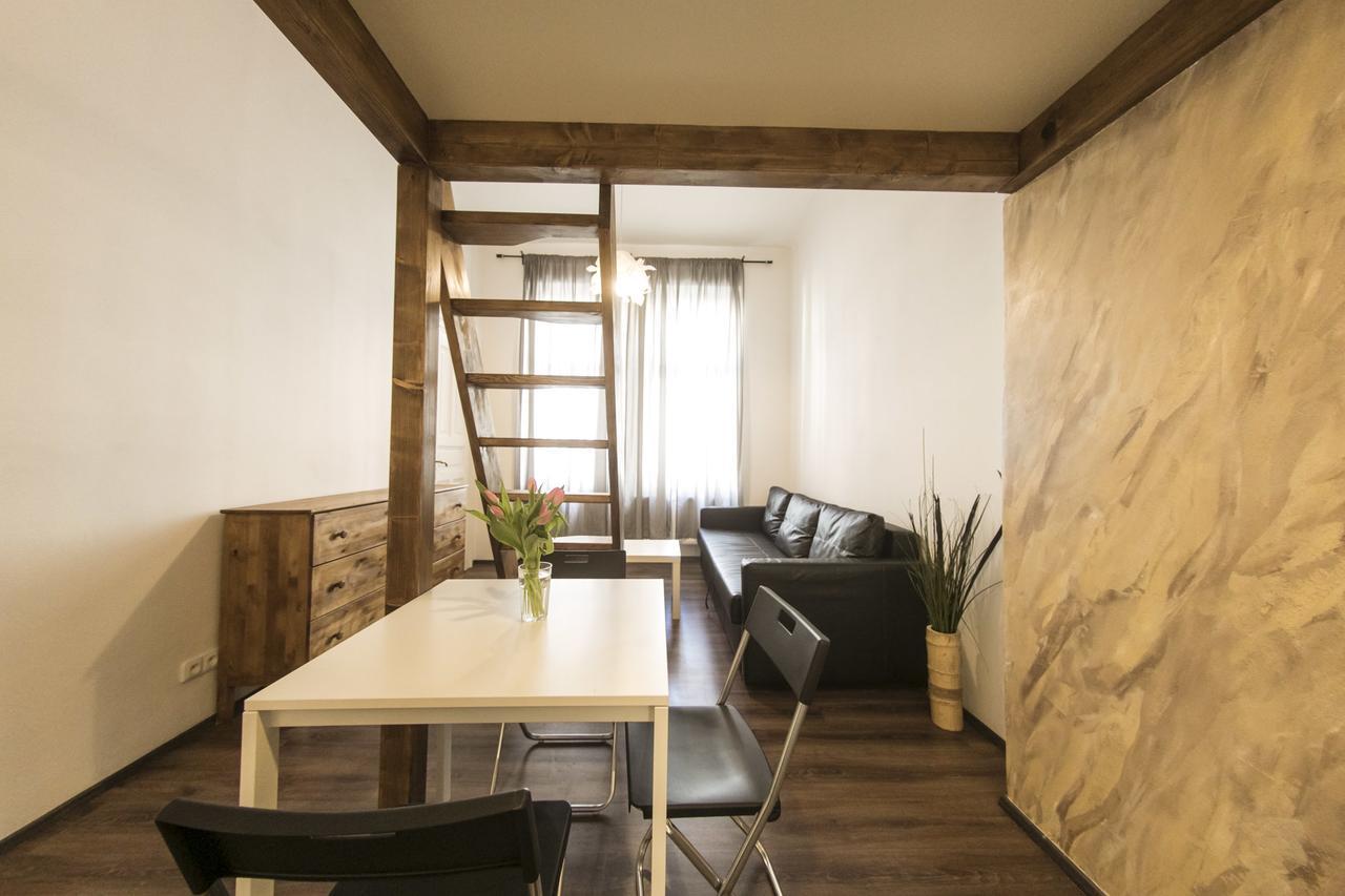 Freedom Rooms & Apartments プラハ エクステリア 写真