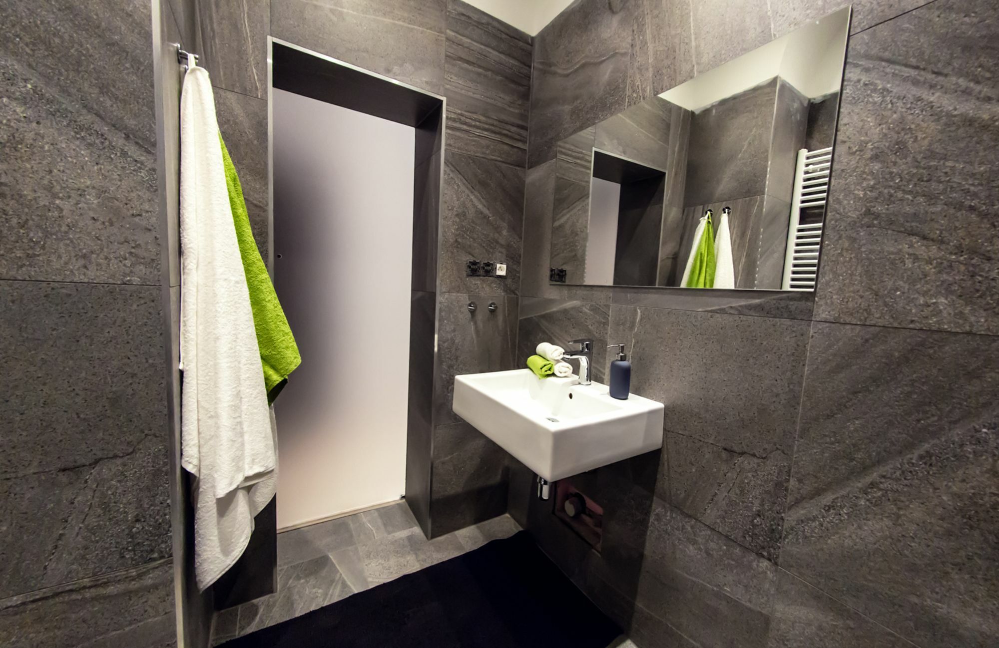 Freedom Rooms & Apartments プラハ エクステリア 写真